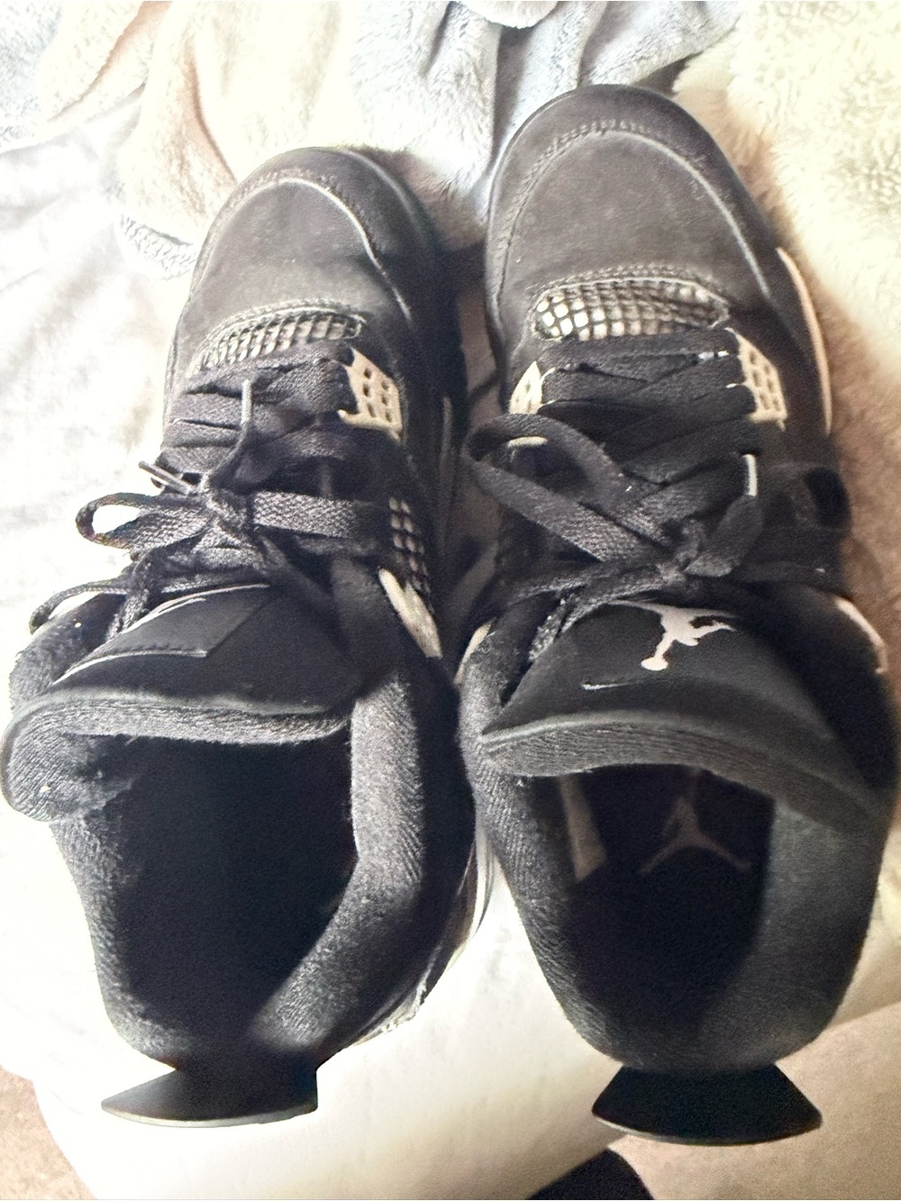 Jordan Men's Black and White Retro Basketball Sneakers